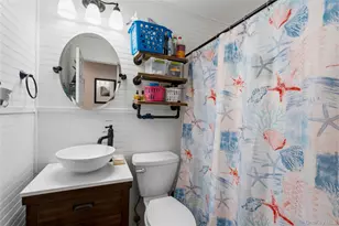 1084 Hyman Ave, Bay Shore, NY 11706 - Photo 20