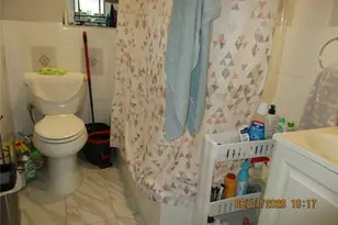40-05 Ithaca St, Elmhurst, NY 11373 - Photo 12