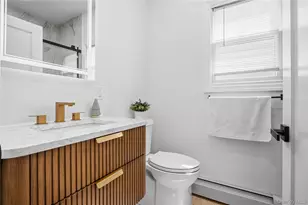 1315 6th Ave, New Hyde Park, NY 11040 - Photo 14