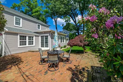 60 Atkinson Road, Rockville Centre, NY 11570 - Photo 28