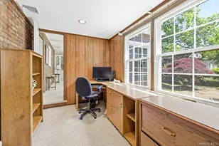 60 Atkinson Rd, Rockville Centre, NY 11570 - Photo 12