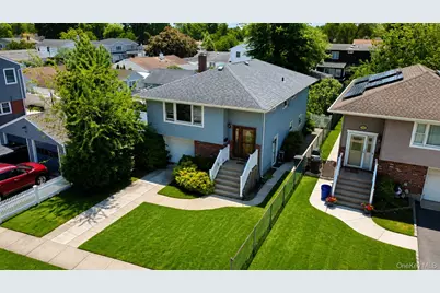 190 Hollywood Avenue, Valley Stream, NY 11581 - Photo 1