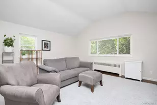 7 Tudor Pl, Hartsdale, NY 10530 - Photo 4