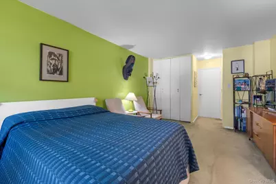 61-20 Grand Central Parkway #A208, Forest Hills, NY 11375 - Photo 6