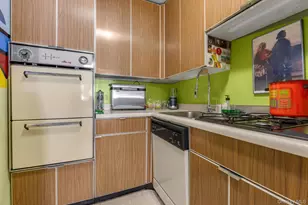 61-20 Grand Central Pkwy, Forest Hills, NY 11375 - Photo 8
