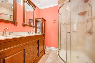 134 Singworth Street, Oyster Bay, NY 11771 - Photo 22