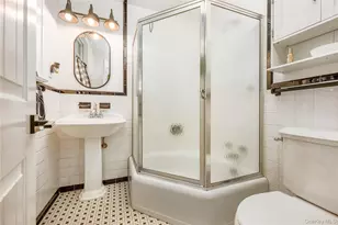 134 Singworth St, Oyster Bay, NY 11771 - Photo 14