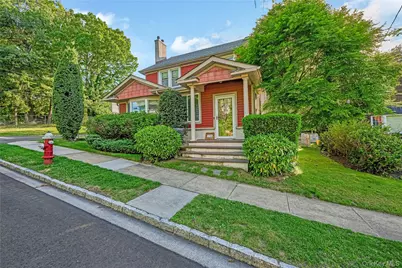134 Singworth Street, Oyster Bay, NY 11771 - Photo 26
