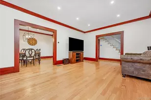 134 Singworth St, Oyster Bay, NY 11771 - Photo 6