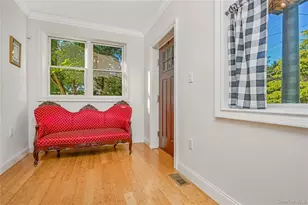 134 Singworth St, Oyster Bay, NY 11771 - Photo 4