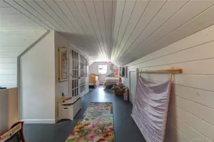 253 Melbury Rd, Babylon, NY 11702 - Photo 32