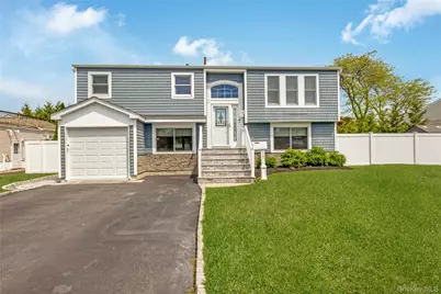 17 Lewis Circle, Babylon, NY 11702 - Photo 1