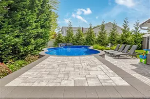 17 Lewis Cir, Babylon, NY 11702 - Photo 28