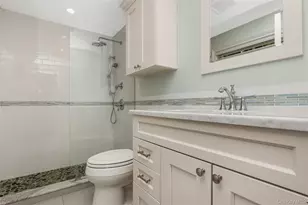 17 Lewis Cir, Babylon, NY 11702 - Photo 14