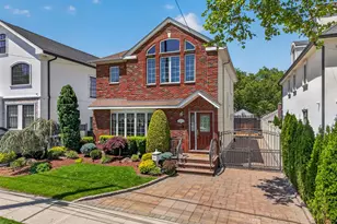 162-11 12th Rd, Whitestone, NY 11357 - Photo 2
