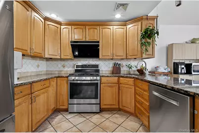 162-11 12th Road, Whitestone, NY 11357 - Photo 12