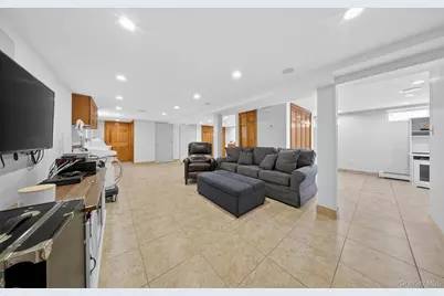 162-11 12th Road, Whitestone, NY 11357 - Photo 32