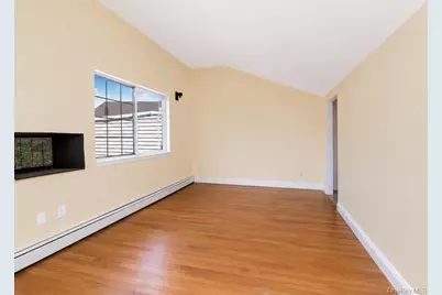 1987 Cruger Avenue, Bronx, NY 10462 - Photo 10