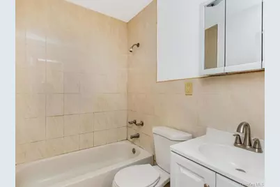 1987 Cruger Avenue, Bronx, NY 10462 - Photo 4