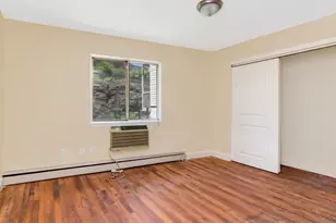 1987 Cruger Ave, Bronx, NY 10462 - Photo 12