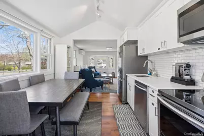 94 E Bay Avenue, Hampton Bays, NY 11946 - Photo 6
