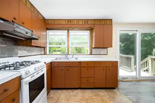 36 Marshall Rd, Hyde Park, NY 12538 - Photo 28