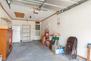 114 Theodore Dr, Coram, NY 11727 - Photo 16