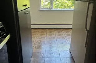 77-24 252nd St, Bellerose, NY 11426 - Photo 2