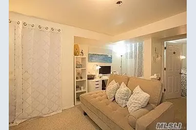 18007 90th Avenue, Jamaica, NY 11432 - Photo 4