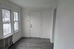 104-49 209th St, Queens Village, NY 11429 - Photo 8