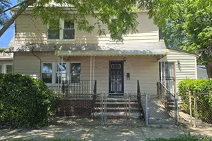 104-49 209th St, Queens Village, NY 11429 - Photo 2