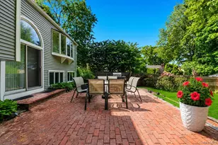 9 Quincy Ln, Smithtown, NY 11787 - Photo 40