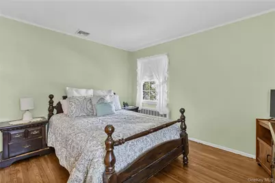 107 1st Avenue, Kings Park, NY 11754 - Photo 10