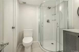 22 Duke Of Gloucest, Manhasset, NY 11030 - Photo 36