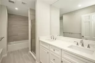 22 Duke Of Gloucest, Manhasset, NY 11030 - Photo 34