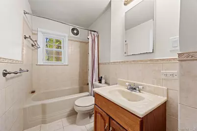 50 Wilmot Road, New Rochelle, NY 10804 - Photo 16