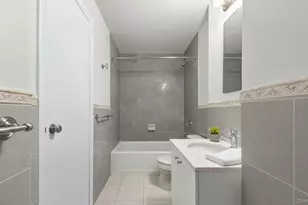 50 Wilmot Rd, New Rochelle, NY 10804 - Photo 18