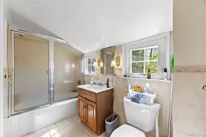 50 Wilmot Road, New Rochelle, NY 10804 - Photo 10