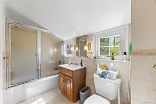 50 Wilmot Rd, New Rochelle, NY 10804 - Photo 10