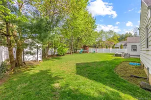 50 Wilmot Rd, New Rochelle, NY 10804 - Photo 22