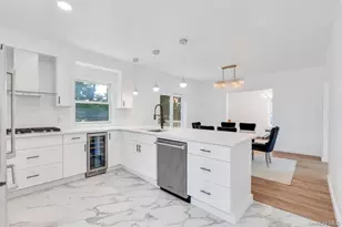 42 Stratford Rd, Scarsdale, NY 10583 - Photo 8