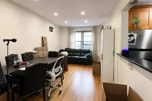 150-29 72nd Rd, Flushing, NY 11367 - Photo 4
