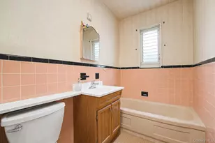 159-11 65th Ave, Fresh Meadows, NY 11365 - Photo 14