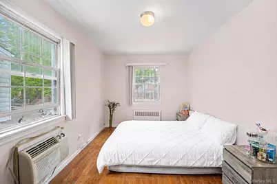 15911 65th Avenue, Fresh Meadows, NY 11365 - Photo 8