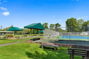51 Jefferson Oval, Yorktown Heights, NY 10598 - Photo 20