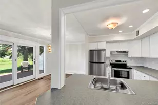 51 Jefferson Oval, Yorktown Heights, NY 10598 - Photo 12