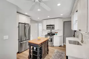 147 Sydney Ave, Malverne, NY 11565 - Photo 16