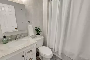 147 Sydney Ave, Malverne, NY 11565 - Photo 18