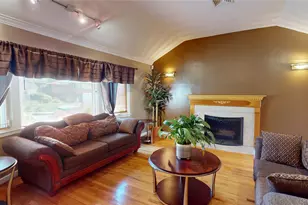 41 Westbrook Ln, Roosevelt, NY 11575 - Photo 8