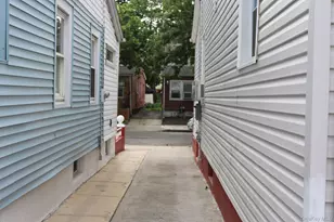 129-27 135th Pl, Ozone Park, NY 11420 - Photo 6
